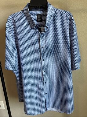 Michael Strahan  Blue Geo Short-Sleeve Button-Up dress Shirt